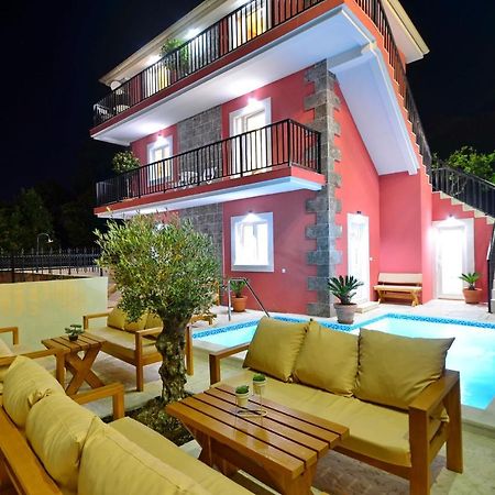 Apartments Lux S Tivat Exterior foto