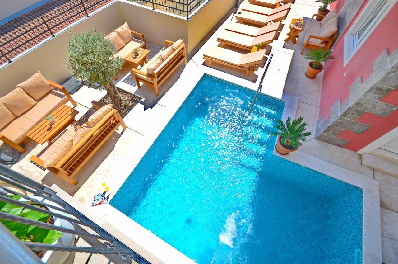 Apartments Lux S Tivat Exterior foto