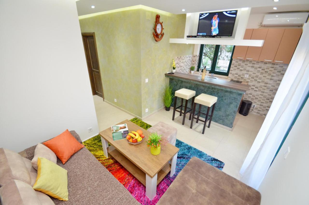 Apartments Lux S Tivat Exterior foto